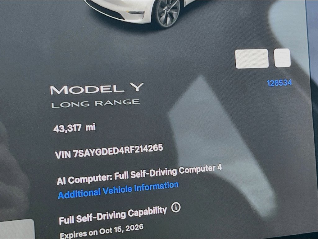 Used 2024 Tesla Model Y Long Range RWD image 12