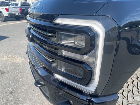 New 2025 Ford F350 Platinum w/ Tremor Off-Road Package image 32