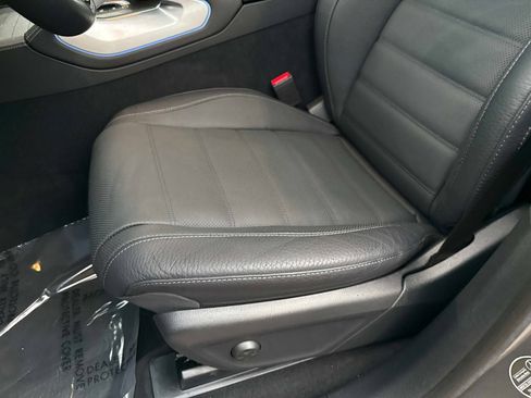 Used 2025 Mercedes-Benz GLE 580 4MATIC image 22