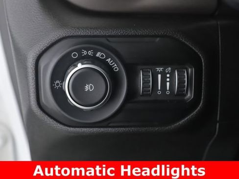 Used 2018 Jeep Wrangler Unlimited Sport S AWD/4WD image 18
