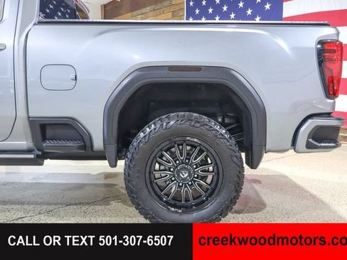 Used 2024 GMC Sierra 2500 Denali w/ Denali Reserve Package AWD/4WD image 37