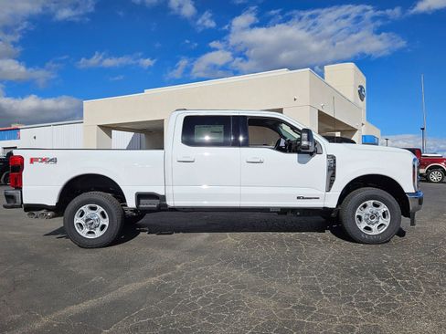 New 2026 Ford F350 XLT w/ XLT Premium Package AWD/4WD image 4