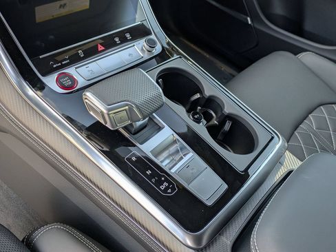 New 2026 Audi SQ8 Premium Plus AWD/4WD image 7