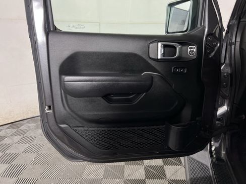 Used 2022 Jeep Wrangler Unlimited Sport AWD/4WD image 14