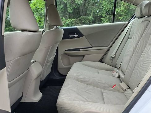 Used 2016 Honda Accord LX image 4
