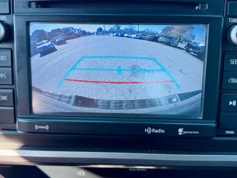 Used 2019 Toyota Tacoma SR5 image 14