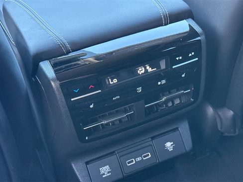 Certified 2023 Acura MDX SH-AWD w/ Advance Package image 17