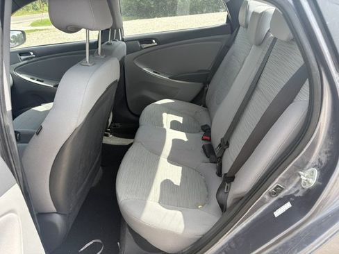 Used 2016 Hyundai Accent SE w/ Option Group 02 FWD image 7