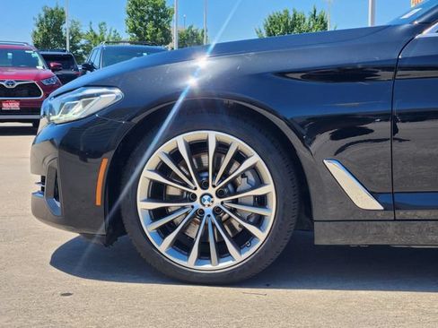 Used 2021 BMW 530i RWD image 8
