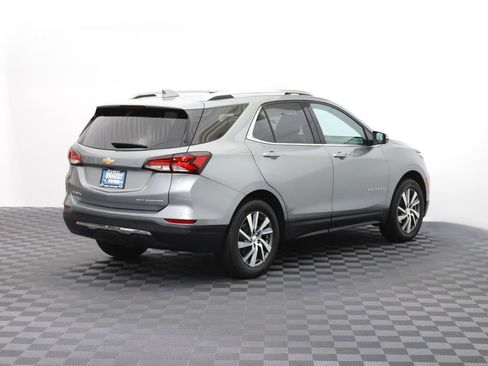 Used 2024 Chevrolet Equinox Premier AWD/4WD image 7