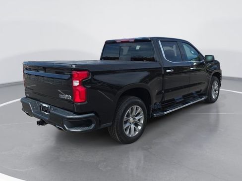 Used 2020 Chevrolet Silverado 1500 High Country w/ LPO, Dark Essentials Package image 3