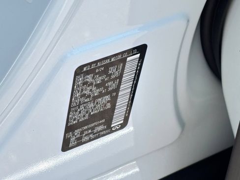 Certified 2025 INFINITI QX80 Luxe AWD/4WD image 29