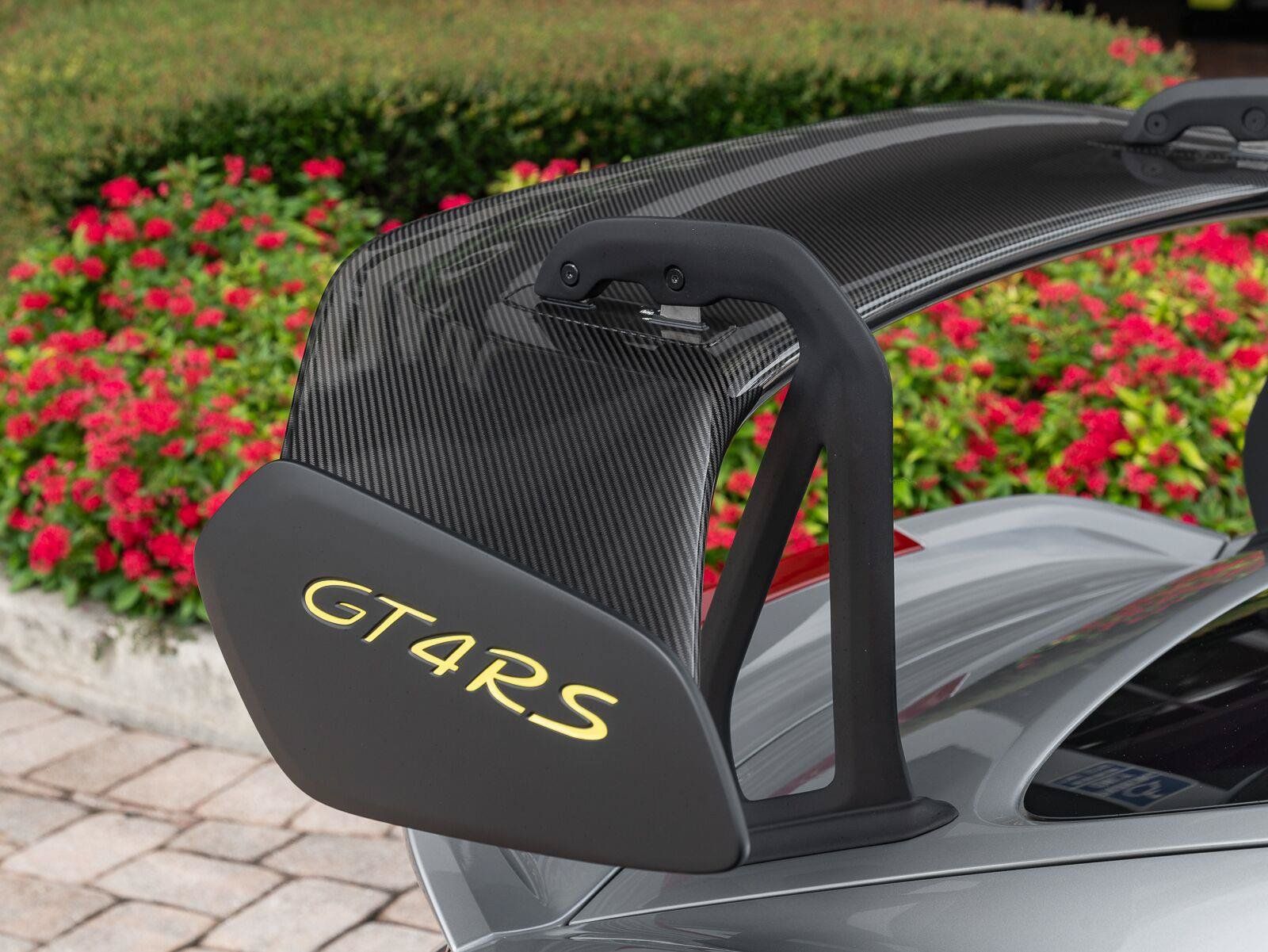 Used 2024 Porsche 718 Cayman GT4 RS RWD image 22