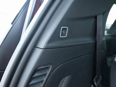 New 2026 Chrysler Voyager LX image 33