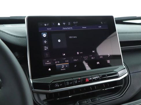 New 2026 Jeep Compass Limited image 12