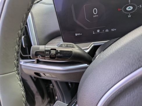 Certified 2025 Kia Sorento SX Prestige w/ Sage Leather Package AWD/4WD image 36