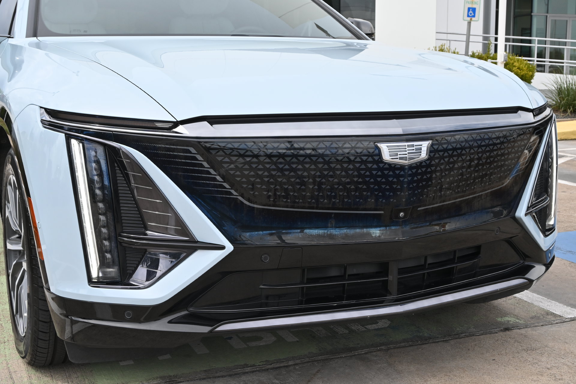 Certified 2024 Cadillac Lyriq Sport RWD image 27