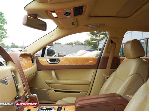 Used 2006 Bentley Flying Spur Flying Spur AWD/4WD image 20