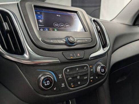 Certified 2022 Chevrolet Equinox LT FWD image 23