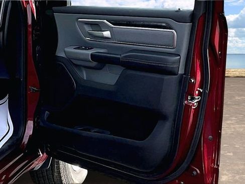 Used 2019 RAM 1500 Big Horn image 28