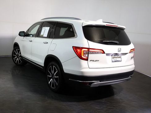 Used 2019 Honda Pilot Touring image 2