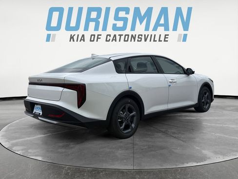 New 2025 Kia K4 LXS image 6