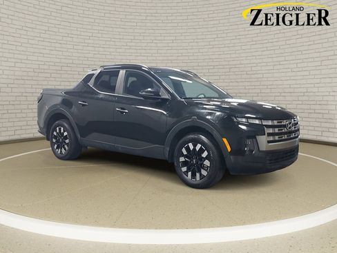 Certified 2025 Hyundai Santa Cruz SEL image 3