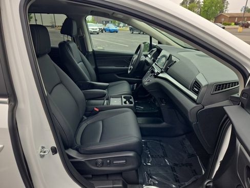 Certified 2026 Honda Odyssey EX-L image 28