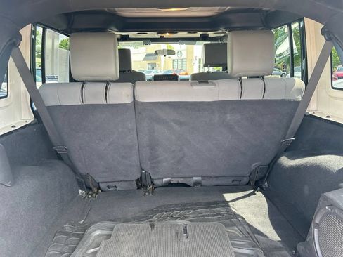 Used 2008 Jeep Wrangler Unlimited X AWD/4WD image 11