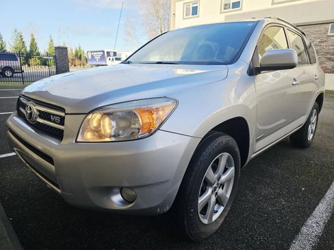 Used 2008 Toyota RAV4 Limited image 1