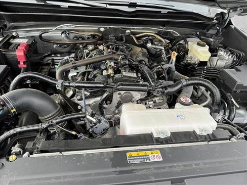 Certified 2025 Toyota Tacoma SR5 AWD/4WD image 21