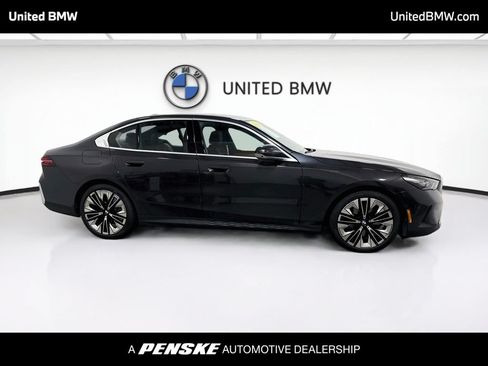 Certified 2026 BMW 540i xDrive AWD/4WD image 4