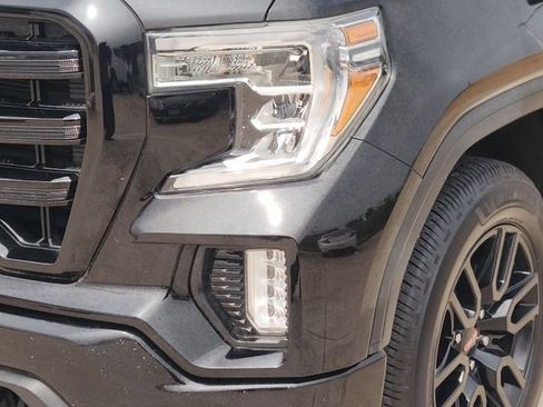 Used 2020 GMC Sierra 1500 Elevation w/ Elevation Value Package RWD image 9