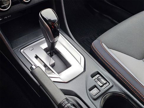 Used 2022 Subaru Crosstrek 2.0i Premium w/ Popular Package #2 image 34