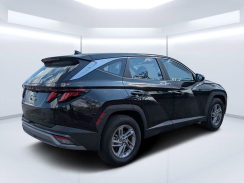 New 2026 Hyundai Tucson SE FWD image 3