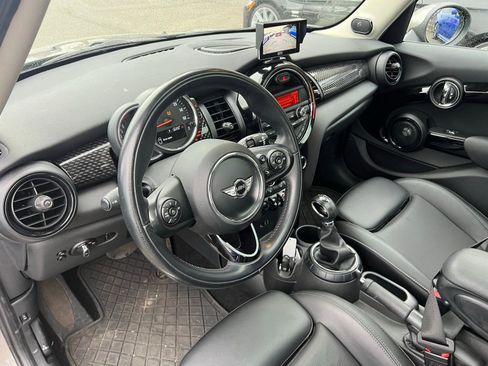 Used 2016 MINI Cooper S image 15