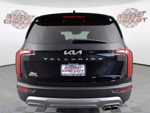 Used 2022 Kia Telluride EX w/ EX Premium Package image 6