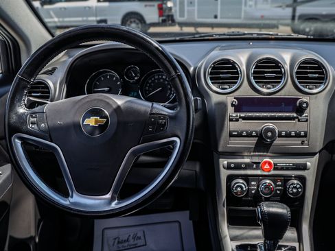 Used 2013 Chevrolet Captiva Sport LTZ FWD image 18