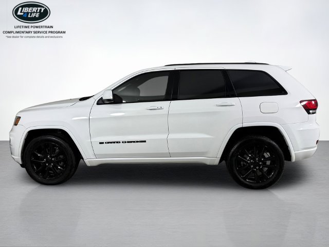 Used 2022 Jeep Grand Cherokee Laredo X AWD/4WD image 6