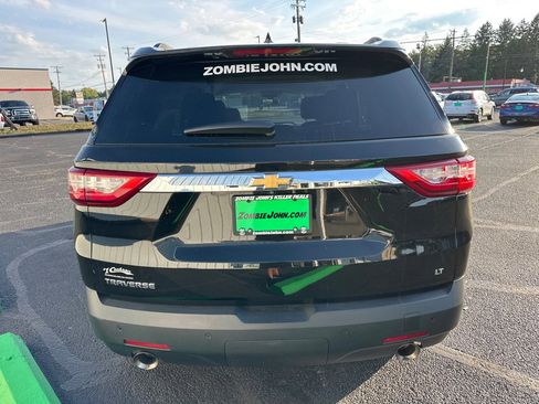 Used 2021 Chevrolet Traverse LT image 6