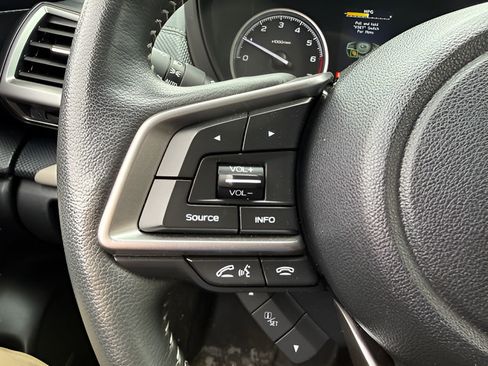 Used 2023 Subaru Forester Limited AWD/4WD image 17
