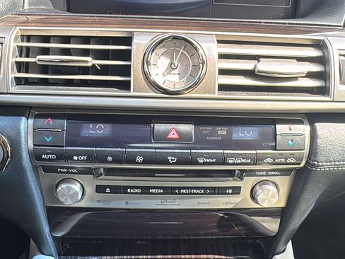 Used 2013 Lexus LS 460 L w/ Preferred Accessory Package image 19