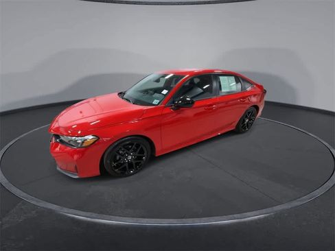 Used 2025 Honda Civic Sport image 4