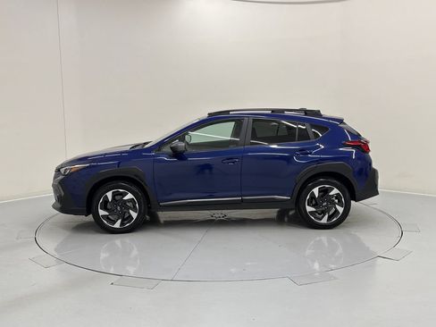 Used 2024 Subaru Crosstrek 2.5i Limited w/ Crosstrek Mirror Package AWD/4WD image 3