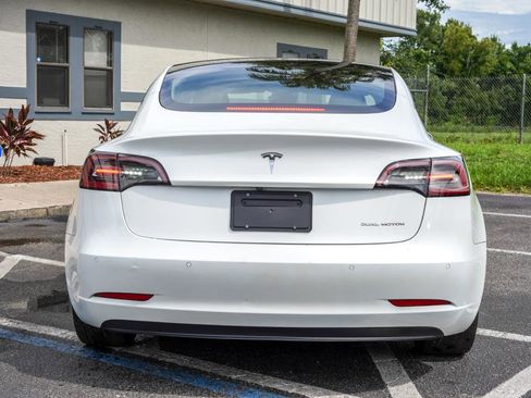 Used 2022 Tesla Model 3 Long Range AWD/4WD image 6