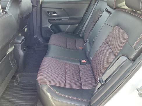 Certified 2025 Nissan Kicks SR image 25