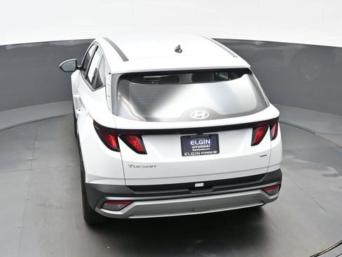 Used 2025 Hyundai Tucson SE AWD/4WD image 38
