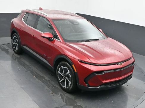 New 2026 Chevrolet Equinox EV LT image 33