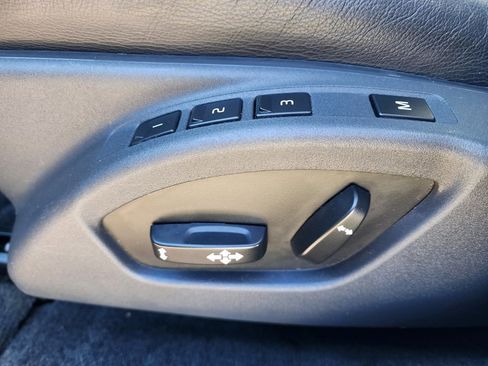 Used 2017 Volvo XC60 T6 Dynamic w/ Preferred Option Package image 12