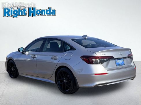 Certified 2025 Honda Civic Sport image 5